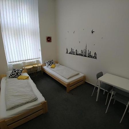 Rooms Veveri - Uvoz, 10 Min Peski Do Centru Brno Ngoại thất bức ảnh