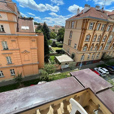 Rooms Veveri - Uvoz, 10 Min Peski Do Centru Brno Ngoại thất bức ảnh