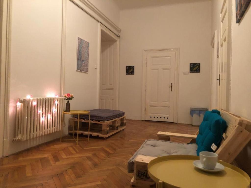 Rooms Veveri - Uvoz, 10 Min Peski Do Centru Brno Ngoại thất bức ảnh