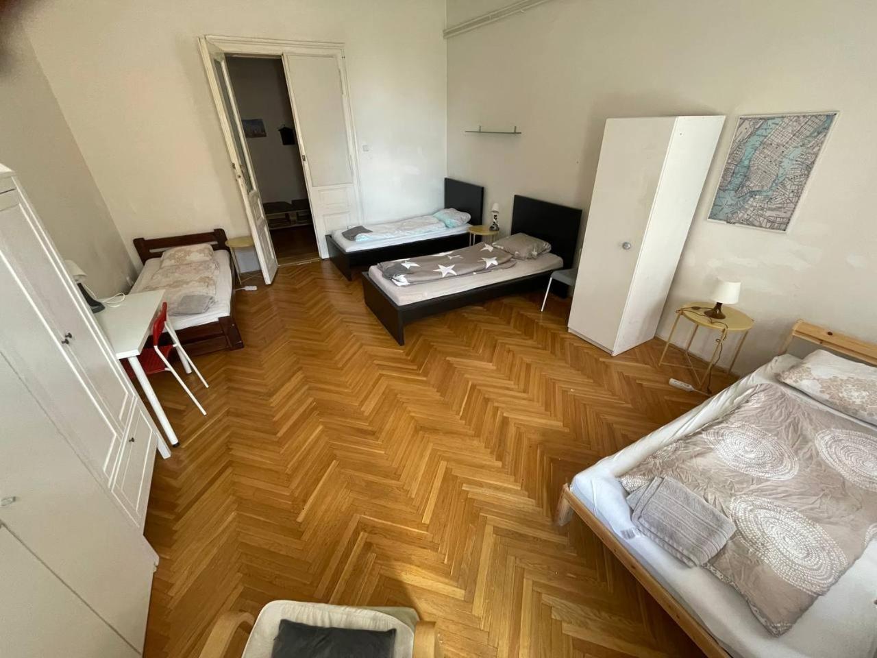 Rooms Veveri - Uvoz, 10 Min Peski Do Centru Brno Ngoại thất bức ảnh