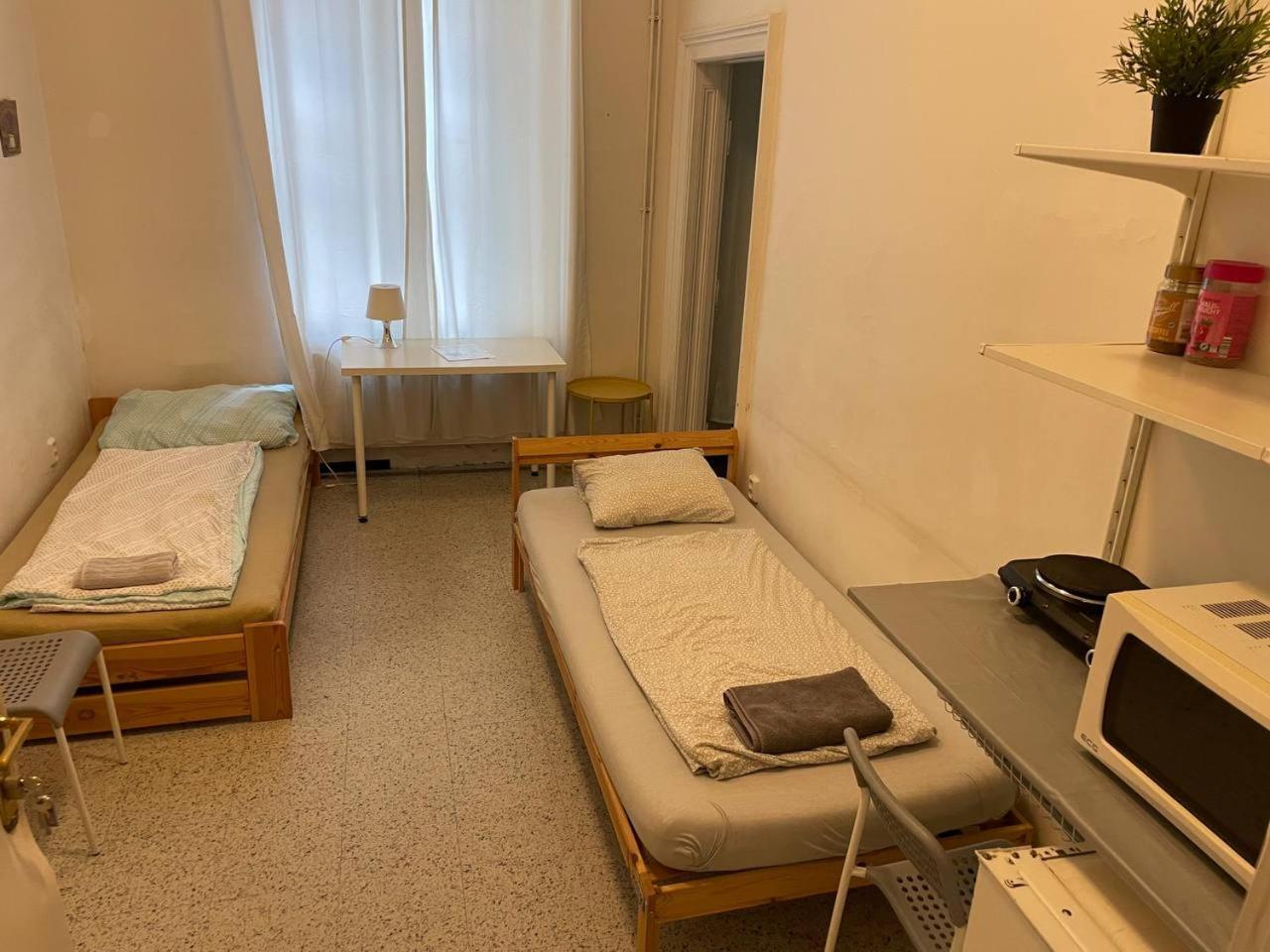 Rooms Veveri - Uvoz, 10 Min Peski Do Centru Brno Ngoại thất bức ảnh