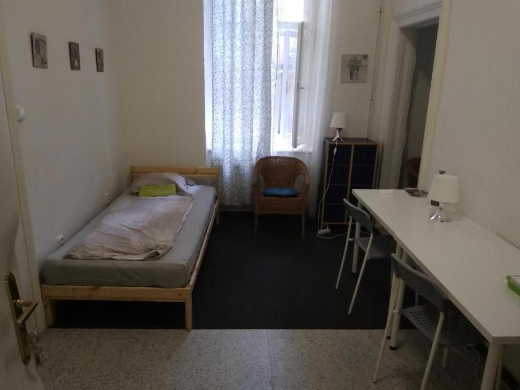 Rooms Veveri - Uvoz, 10 Min Peski Do Centru Brno Ngoại thất bức ảnh