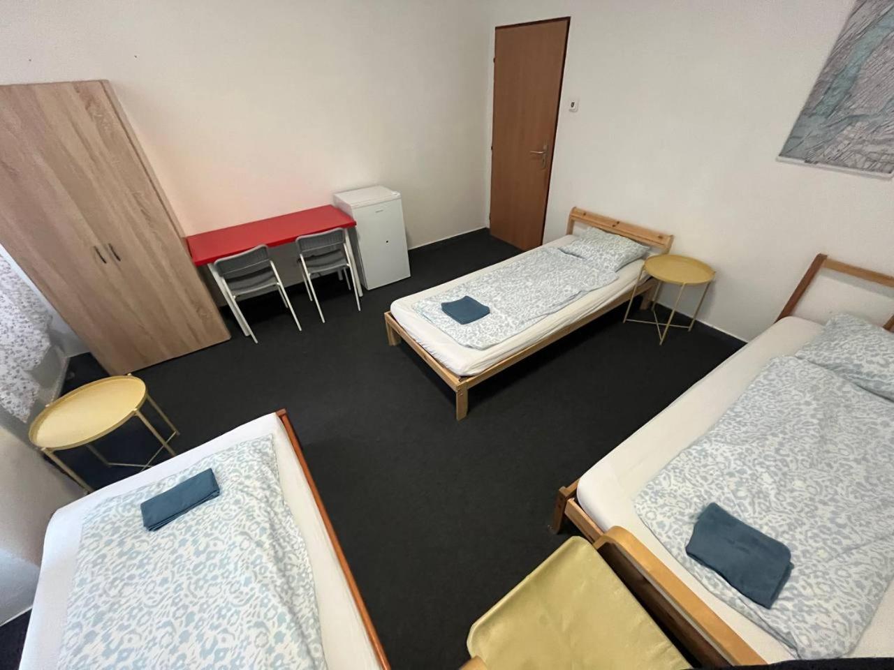 Rooms Veveri - Uvoz, 10 Min Peski Do Centru Brno Ngoại thất bức ảnh